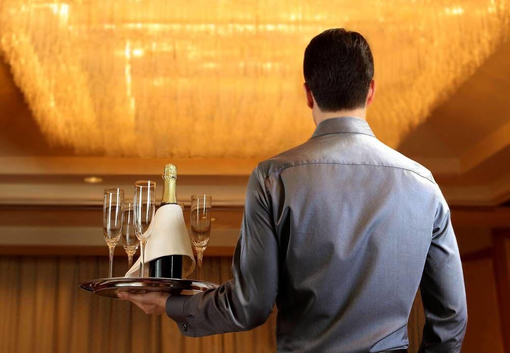 China Hotel Guangzhou - Subway Direct To Pazhou Exhibition Center, Free Shuttle During Canton Fair & Exhibitor Registration Counter Eksteriør bilde A butler carrying a tray