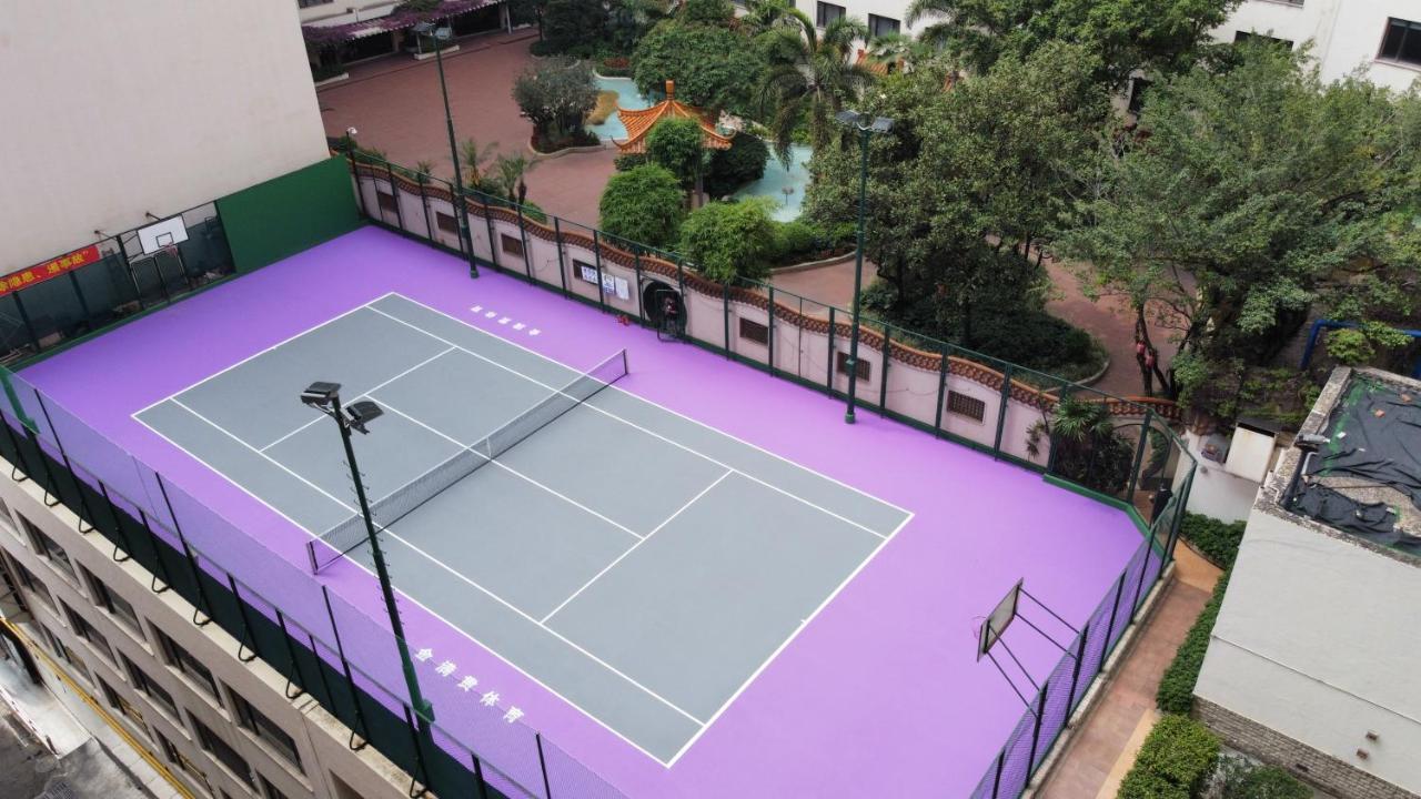 China Hotel Guangzhou - Subway Direct To Pazhou Exhibition Center, Free Shuttle During Canton Fair & Exhibitor Registration Counter Eksteriør bilde Tennis court at the complex