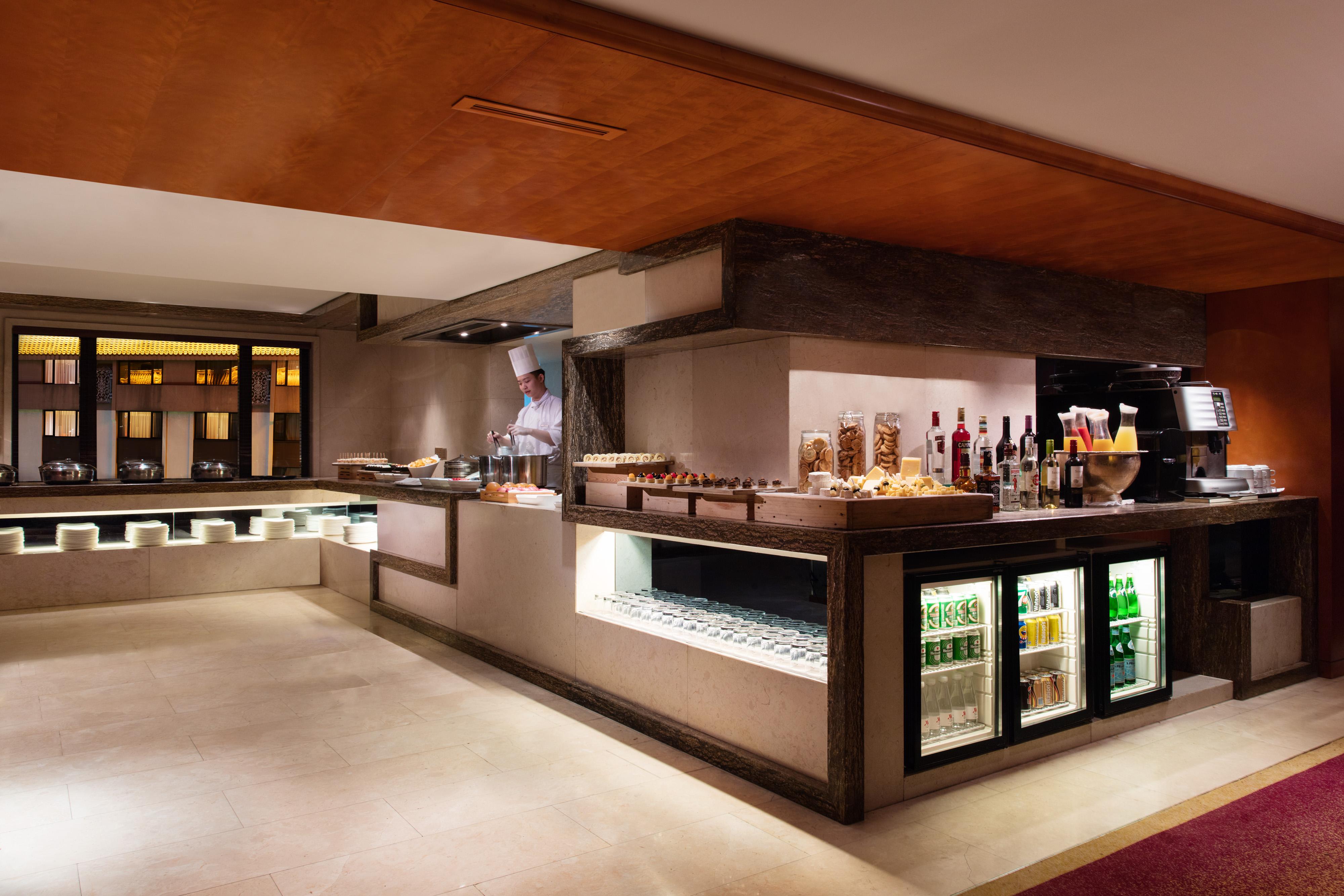 China Hotel Guangzhou - Subway Direct To Pazhou Exhibition Center, Free Shuttle During Canton Fair & Exhibitor Registration Counter Eksteriør bilde The bar at the lobby