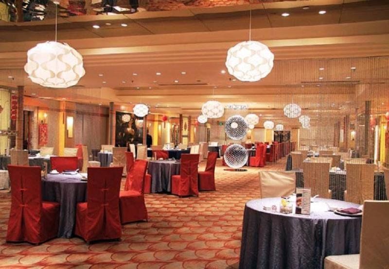 China Hotel Guangzhou - Subway Direct To Pazhou Exhibition Center, Free Shuttle During Canton Fair & Exhibitor Registration Counter Restaurant bilde The interior of the restaurant